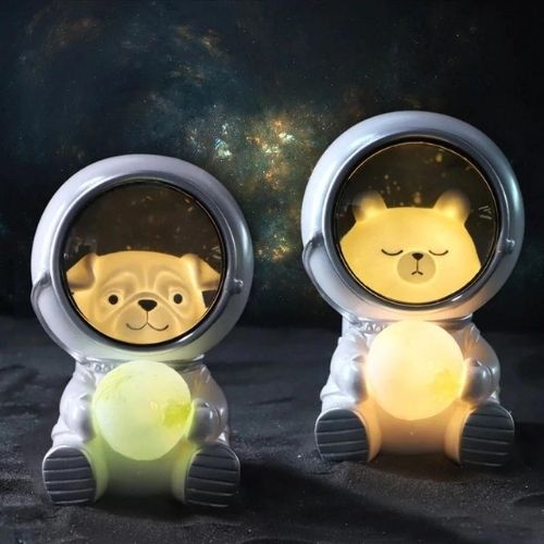 Galaxy Guardian – Astronaut Pet Night Light - 3 Styles